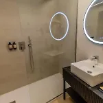 Hotel De 4*
