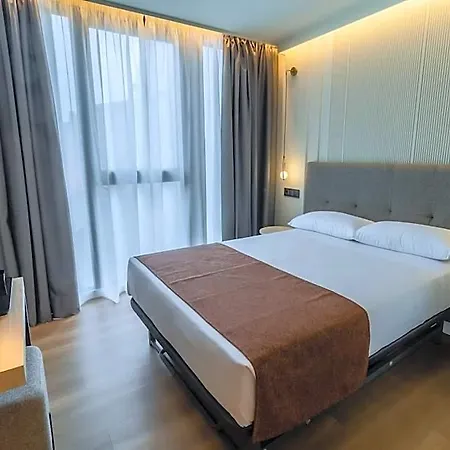 De 4*