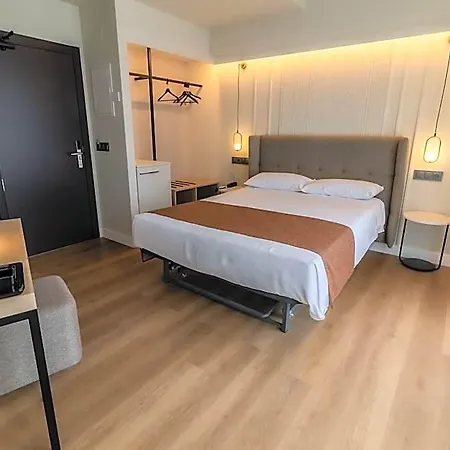 De 4*
